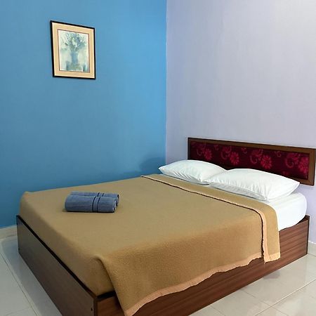 Rayyan'S Roomstay Pantai Kok Eksteriør bilde